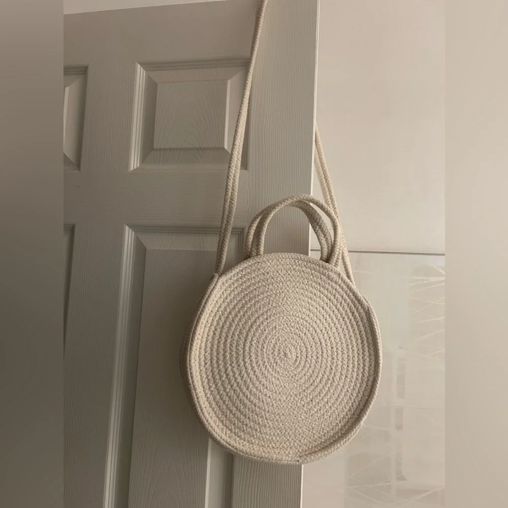 Primark Circle Woven Crossbody Purse🤍 - Picture 1 of 11
